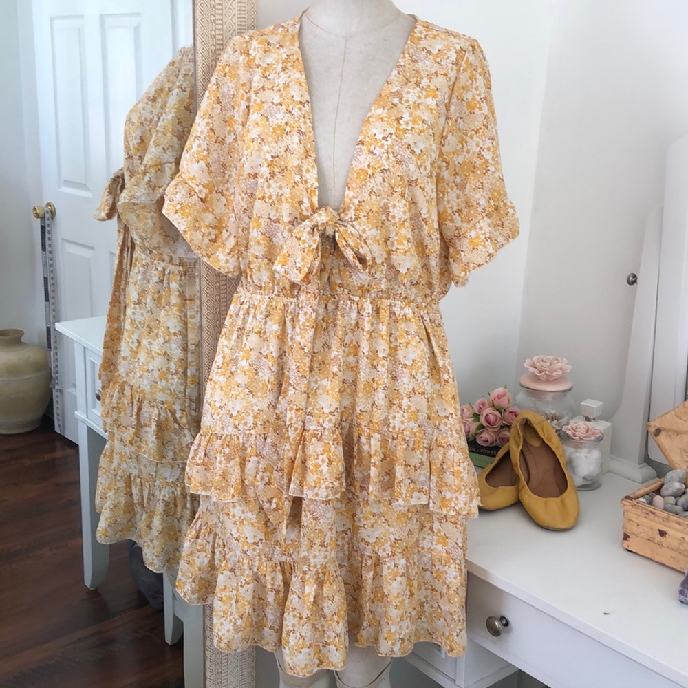 Forever21+ Floral Dress - Picture 2 of 7